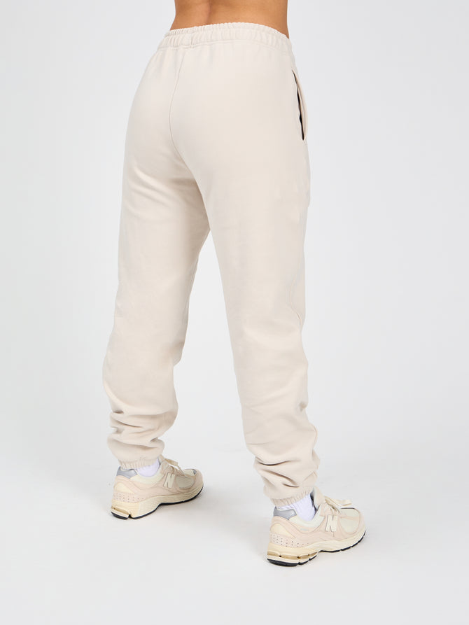 Boyfriend Cloud Jogger - Bone Image 8