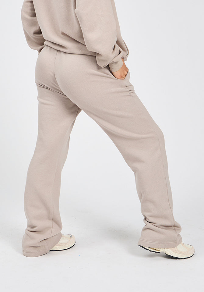 Threads Straight Leg Sweatpant - Chamomile Image 0