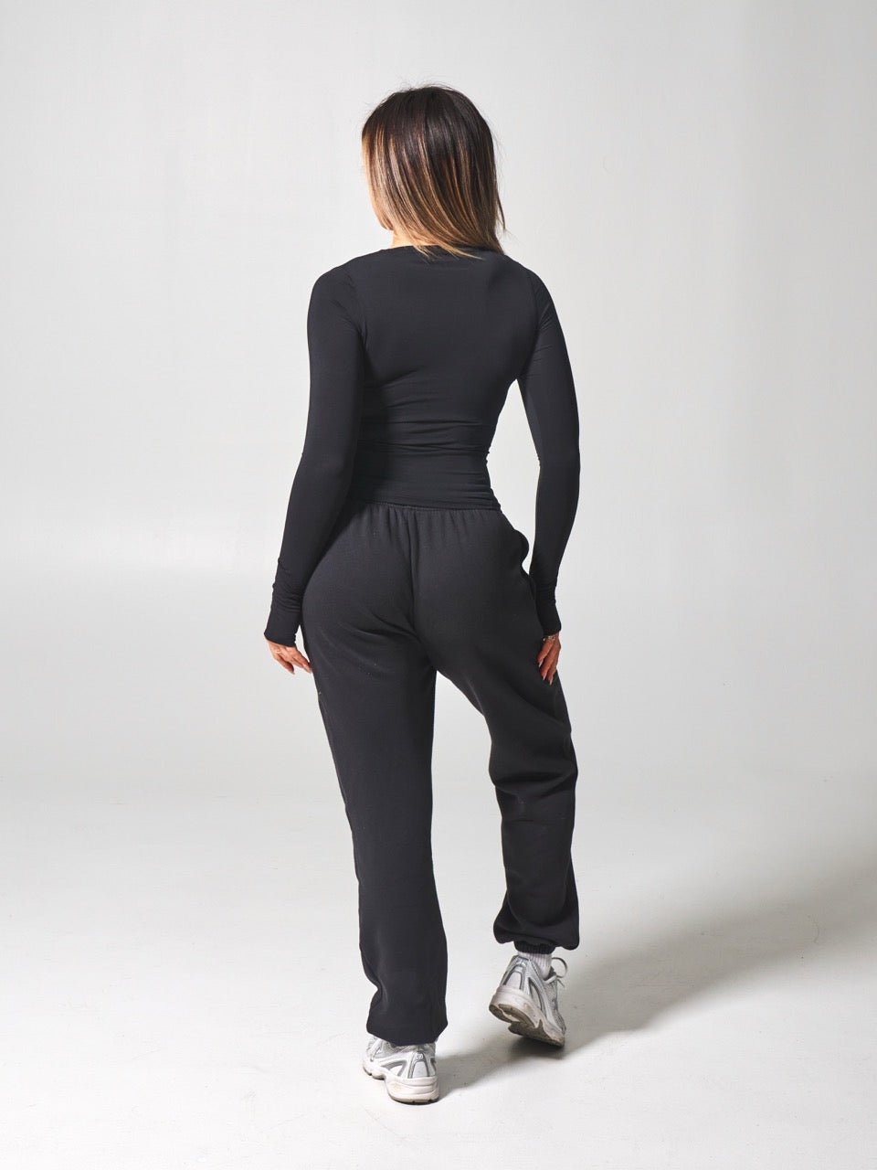Halo Long Sleeve Hip Tee - Onyx Black