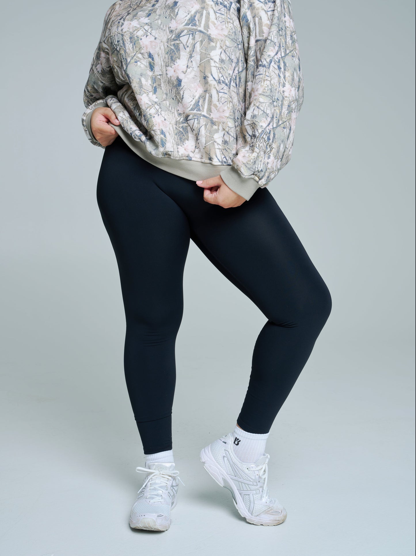 Plush Fleece Crew Pullover - Pink Camo