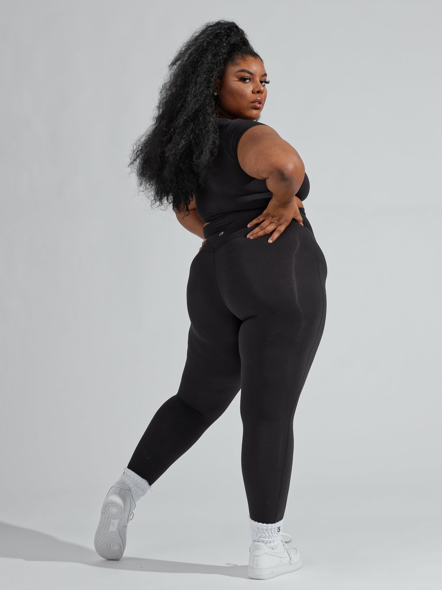 Butter Crop Top - Onyx Black