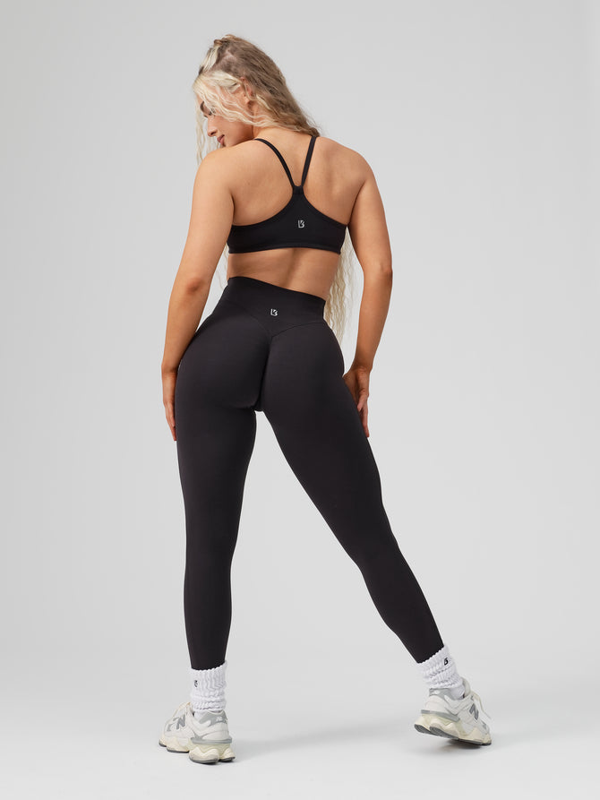 Aggressive Scrunch Legging - Onyx Black Image 3