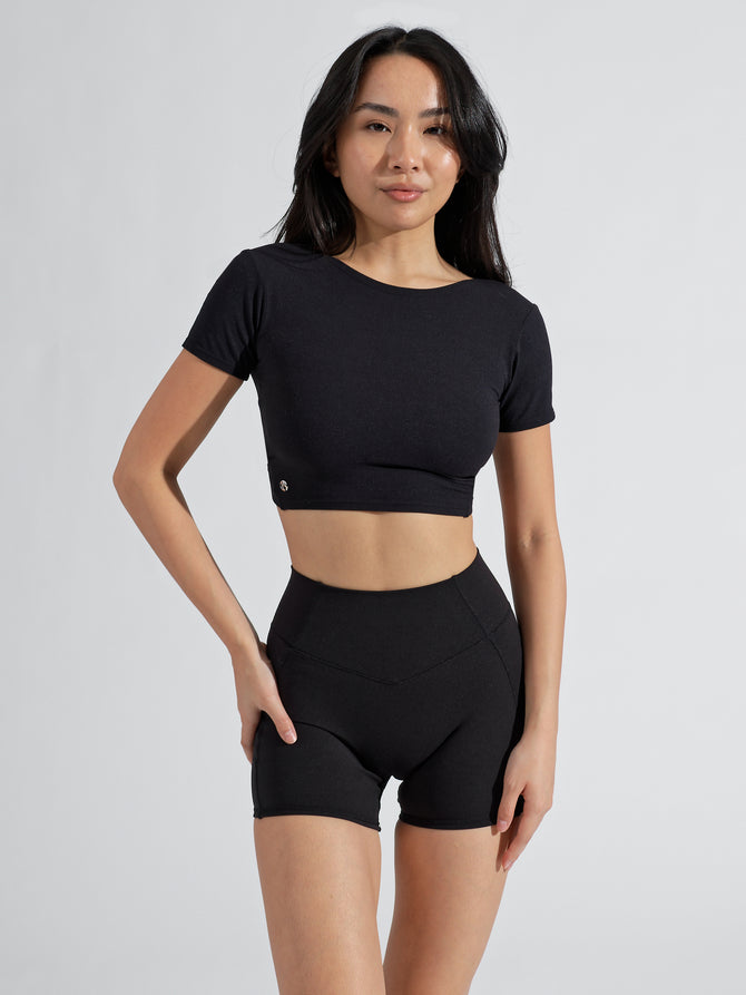 AirKnit Reversible Crop - Onyx Black Image 9