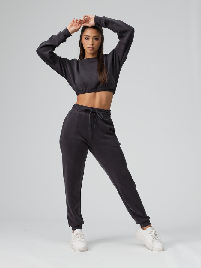 Luxe Long Sleeve Crop - Black Image 4