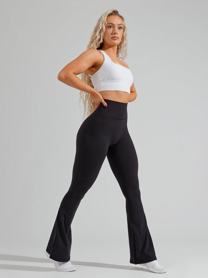 Foxy Flare Legging - Onyx Black Image 8